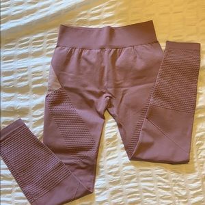 Dusty rose/pink fabletics leggings